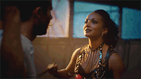 Is she an art connoisseur?