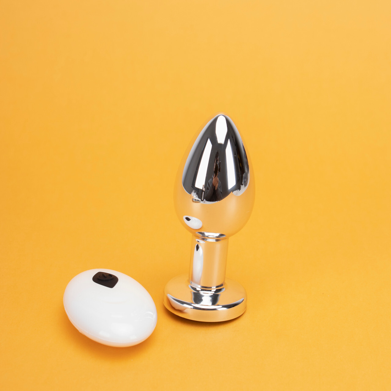 Mesmerizing multi-color LED glowing base on stainless steel anal plug